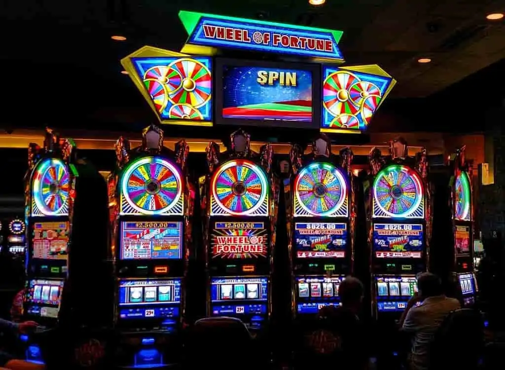 Games in a Casino - Wheel-of-Fortune