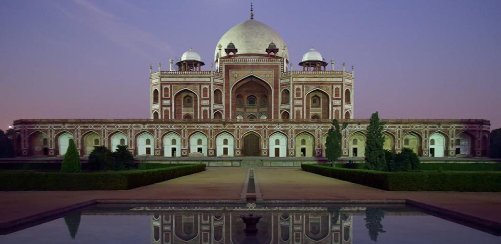 10 Best Tourist Places To Visit In Delhi - Humayun's Tomb